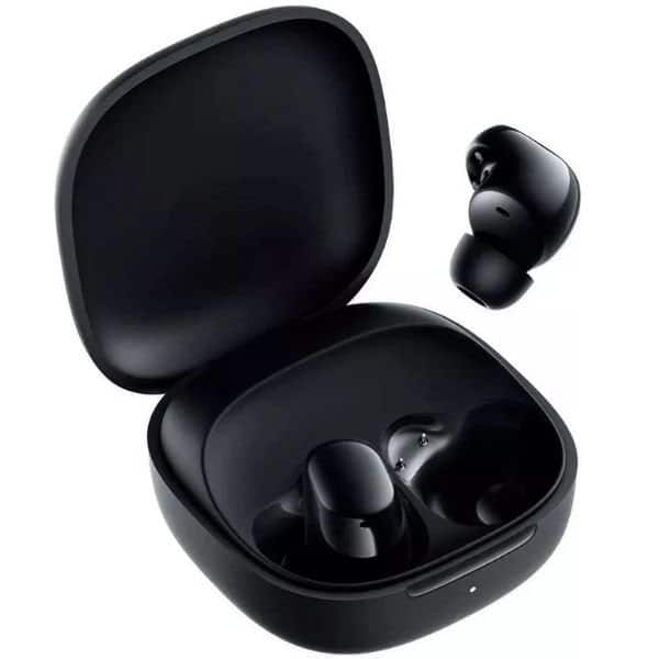 Imagem do fone de ouvido Bluetooth Xiaomi Redmi Buds 6 Play no formato quadrado com foco nos detalhes visuais